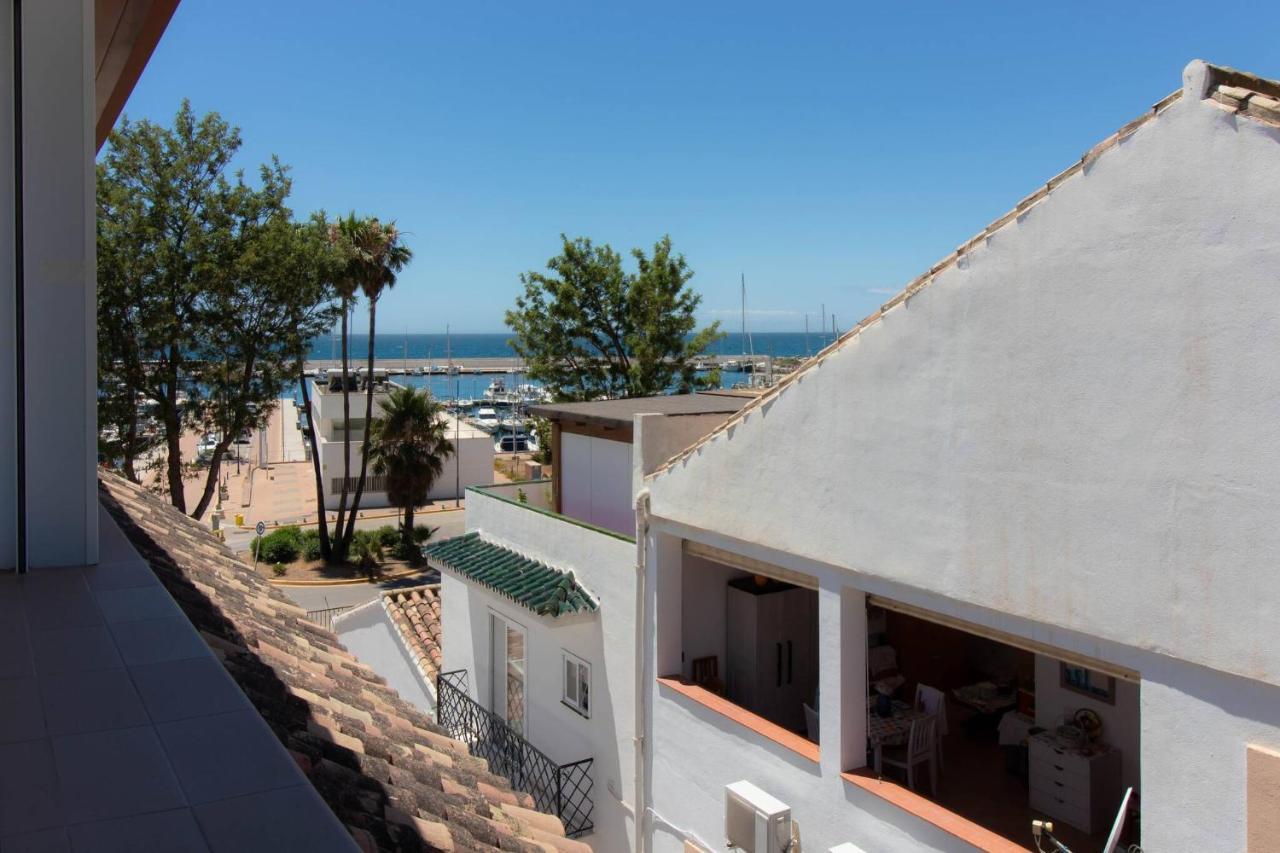 Room In Guest Room - Private Room In The Fishing Port Of Marbella Zewnętrze zdjęcie